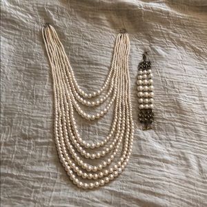 Eight strand pearl necklace